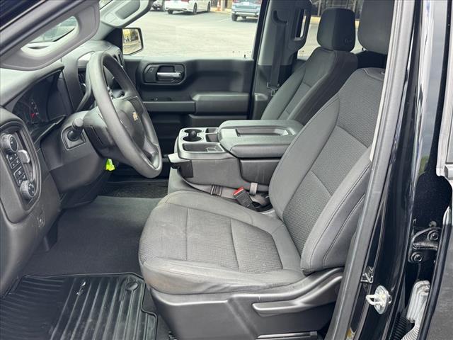 Photo of 2022 Black Chevrolet Silverado 1500