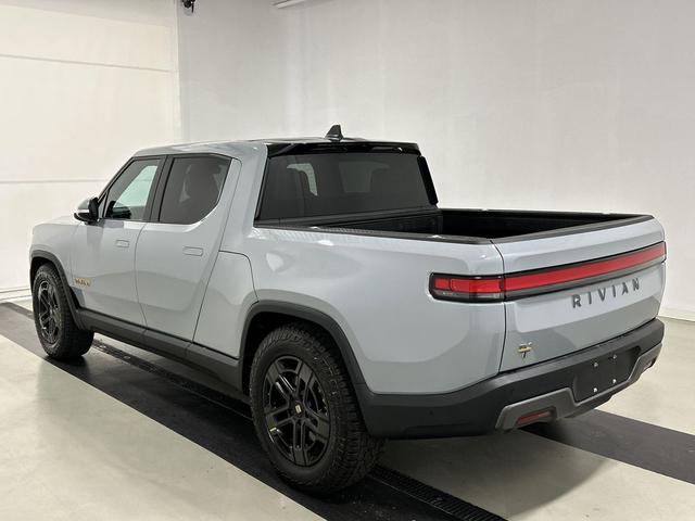 Photo of 2023 Limestone Rivian R1T