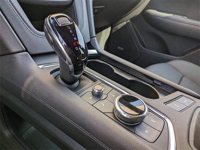 Photo of 2025 Stellar Black Metallic Cadillac XT6