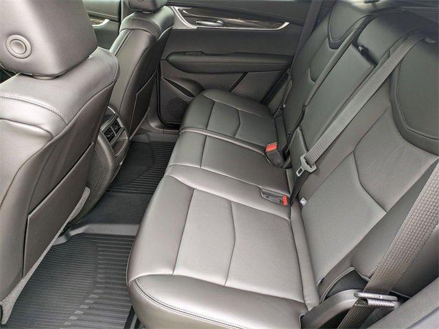 Photo of 2025 Silver Metallic Cadillac XT5