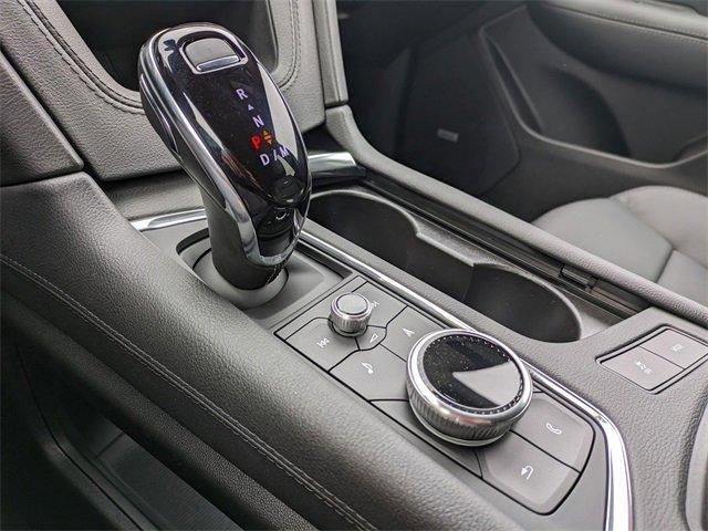 Photo of 2025 Silver Metallic Cadillac XT5
