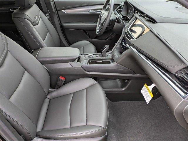 Photo of 2025 Stellar Black Metallic Cadillac XT6