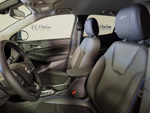 Photo of 2025 Ocean Blue Metallic Buick Encore GX