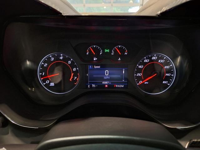 Photo of 2022 Vivid Orange Metallic Chevrolet Camaro