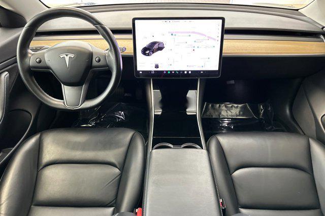 Photo of 2019 Solid Black Tesla Model 3
