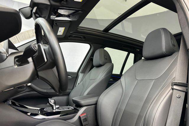 Photo of 2024 Dark Graphite Metallic BMW X3