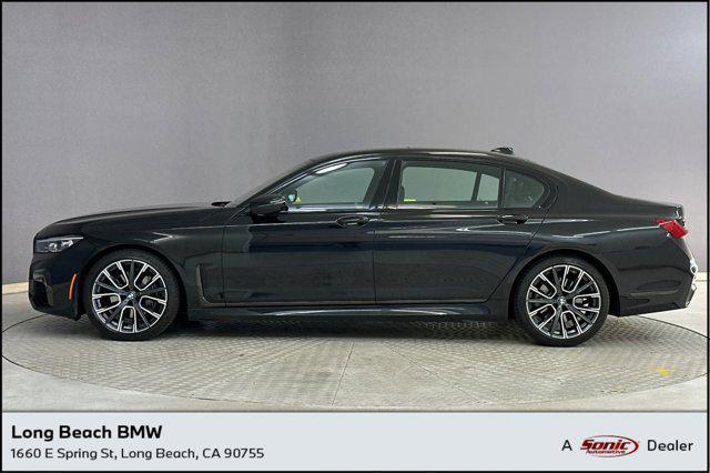 2022 BMW 740