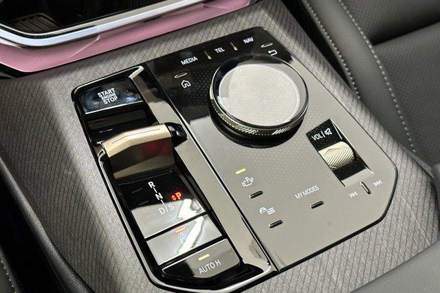 Photo of 2025 Alpine White BMW X3