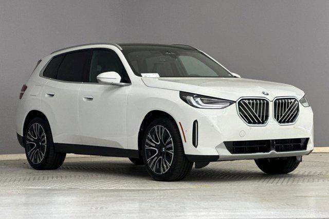 Photo of 2025 Alpine White BMW X3
