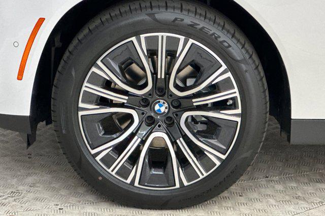 Photo of 2025 Alpine White BMW X3