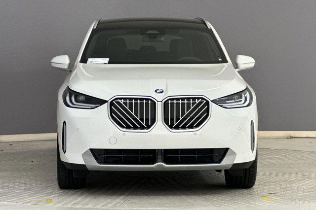 Photo of 2025 Alpine White BMW X3