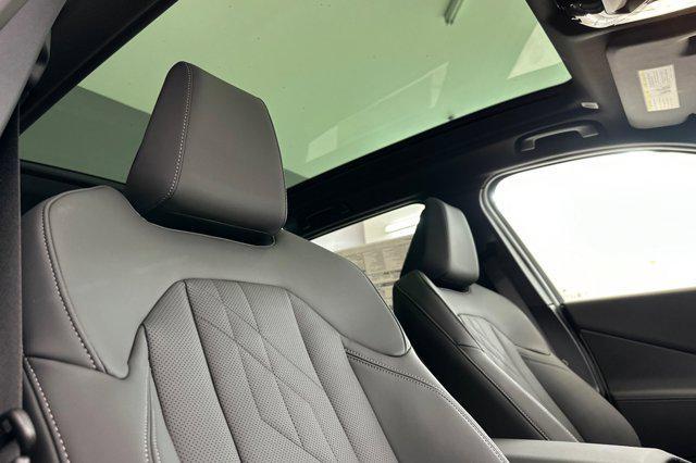 Photo of 2025 Alpine White BMW X3
