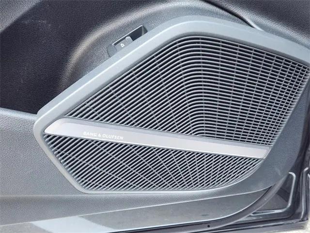 Photo of 2019 Daytona Gray Pearl Audi SQ5