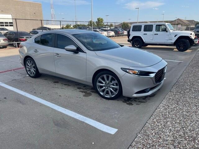 Photo of 2022 Platinum Quartz Mazda Mazda3