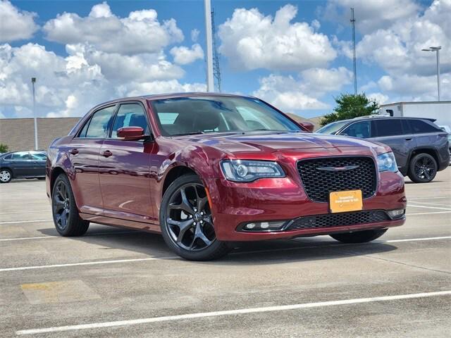 2023 Chrysler 300