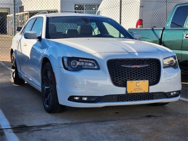 2023 Chrysler 300