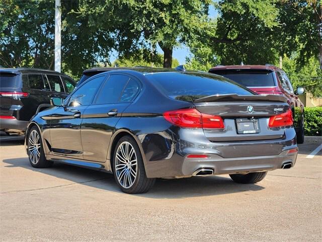 Photo of 2018 Dark Graphite BMW 540