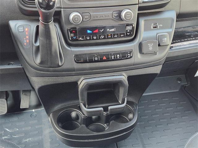 Photo of 2025 Bright White Clearcoat RAM ProMaster 1500