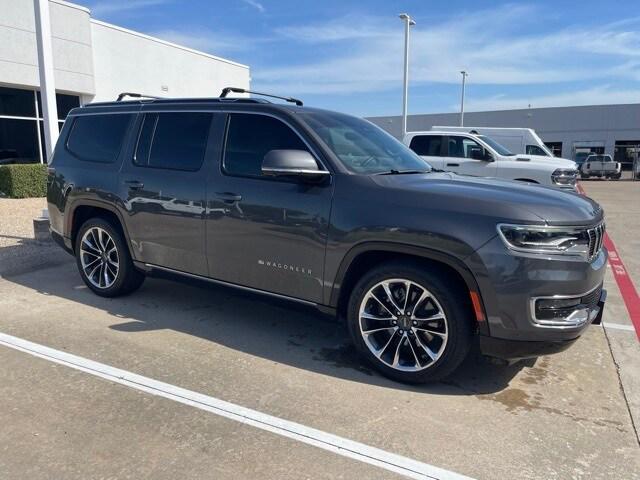2022 Jeep Wagoneer