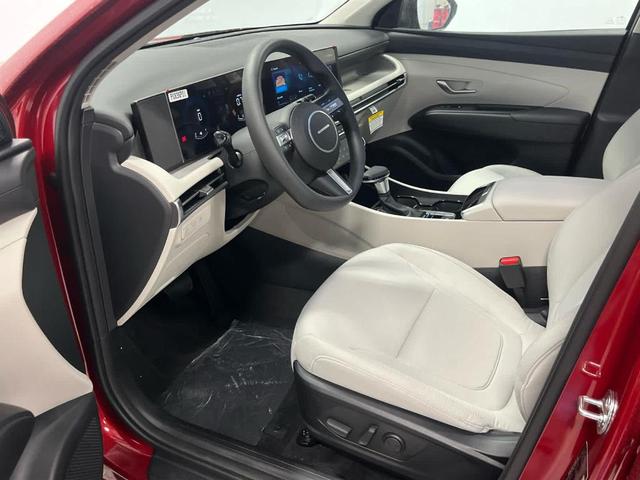 Photo of 2025 Red Hyundai TUCSON