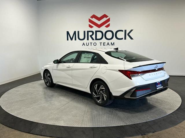 Photo of 2025 White Hyundai ELANTRA HEV