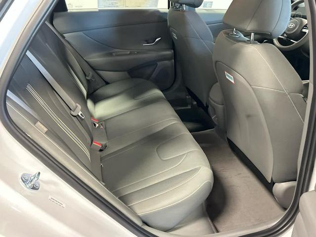 Photo of 2025 White Hyundai ELANTRA HEV