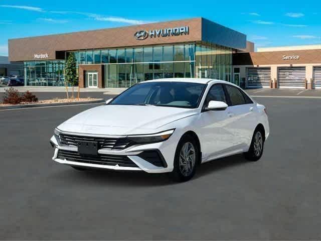 Photo of 2025 White Hyundai ELANTRA HEV