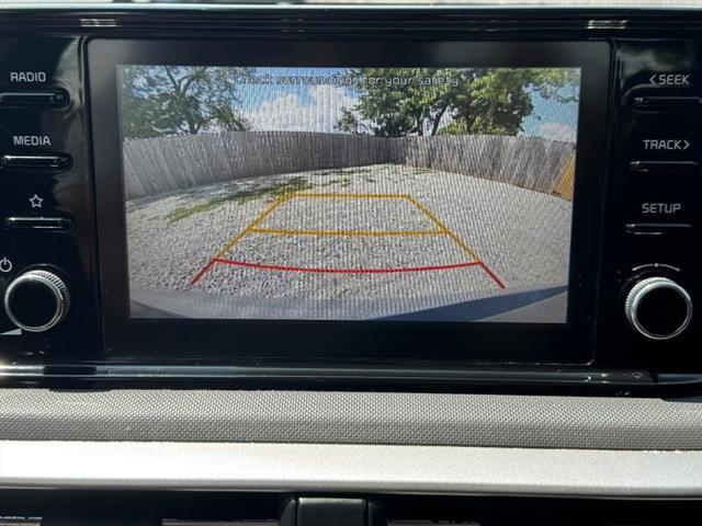 Photo of 2021 Wolf Gray Kia K5