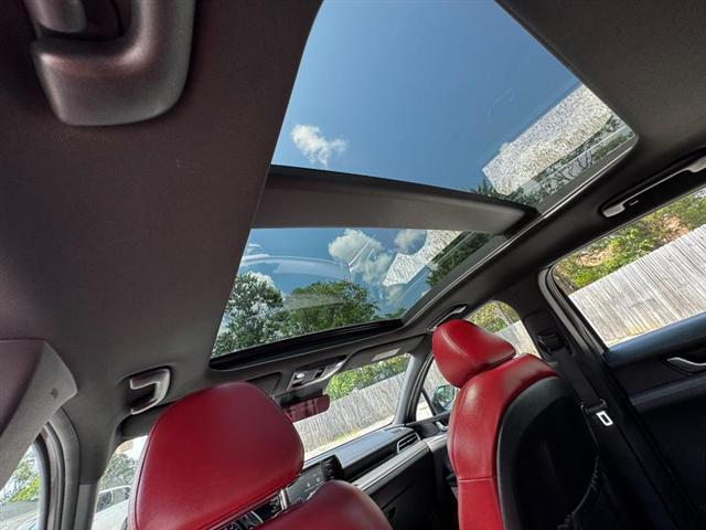 Photo of 2021 Wolf Gray Kia K5