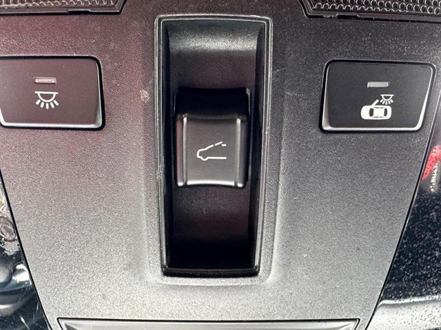 Photo of 2021 Wolf Gray Kia K5