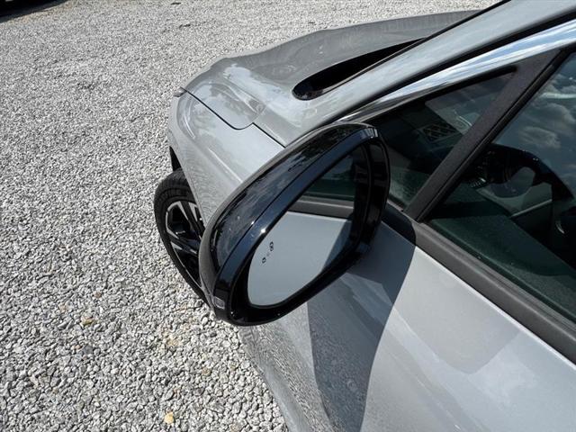 Photo of 2021 Wolf Gray Kia K5
