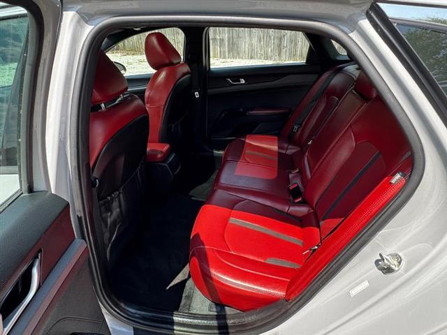 Photo of 2021 Wolf Gray Kia K5