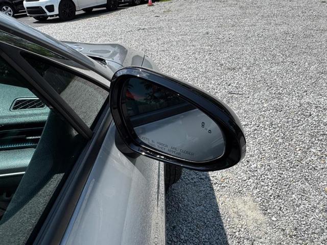 Photo of 2021 Wolf Gray Kia K5