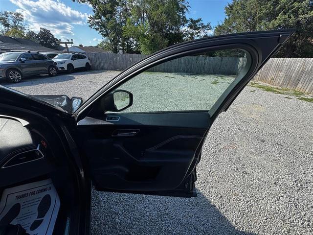 Photo of 2018 Corris Grey Metallic Jaguar F-PACE
