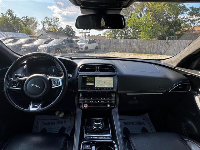 Photo of 2018 Corris Grey Metallic Jaguar F-PACE