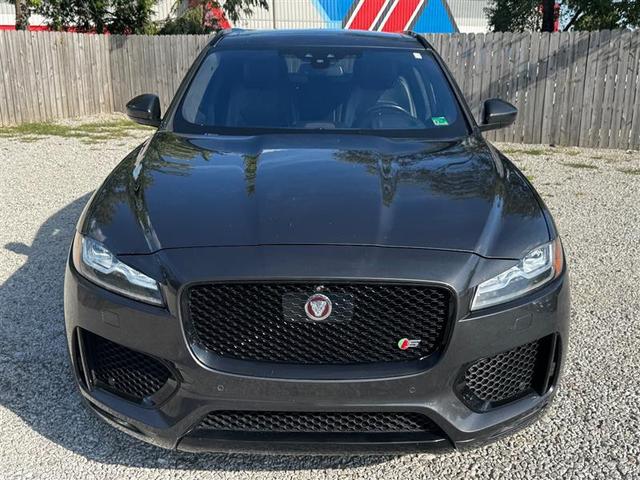 Photo of 2018 Corris Grey Metallic Jaguar F-PACE