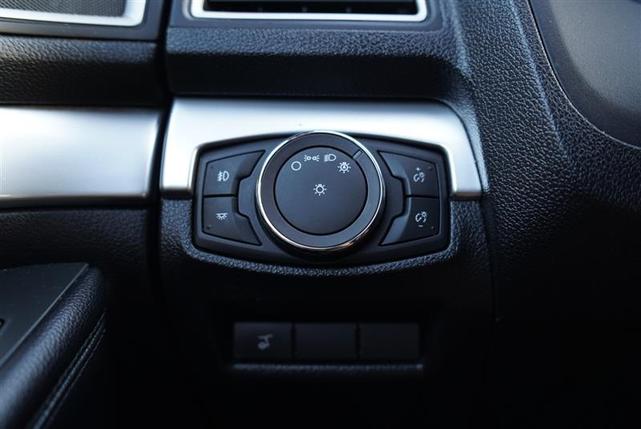 Photo of 2017 Ingot Silver Metallic Ford Explorer
