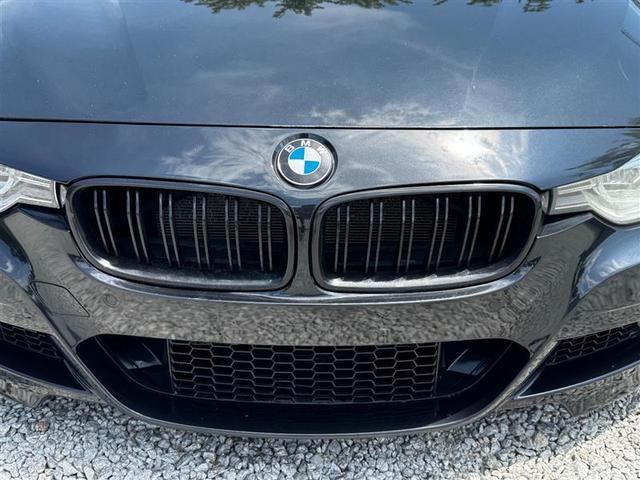 Photo of 2016 Black BMW 340