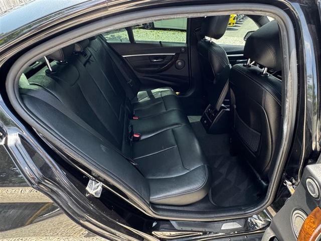 Photo of 2016 Black BMW 340
