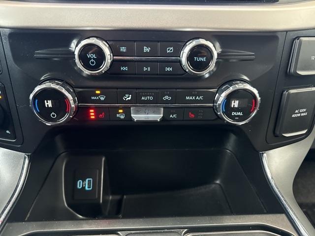 Photo of 2021 Agate Black Metallic Ford F-150
