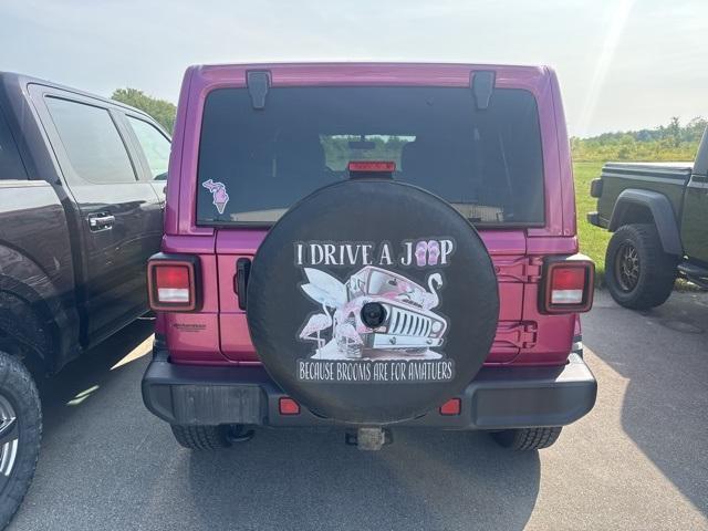 Photo of 2022 Limited Edition Tuscadero Pearlcoat Jeep Wrangler Unlimited
