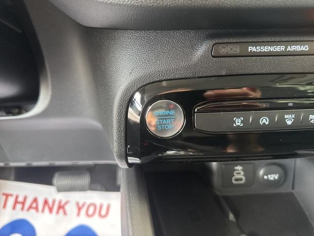 Photo of 2025 Space Silver Ford Escape