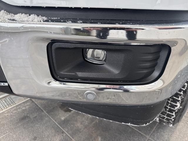Photo of 2025 Oxford White Ford F-150