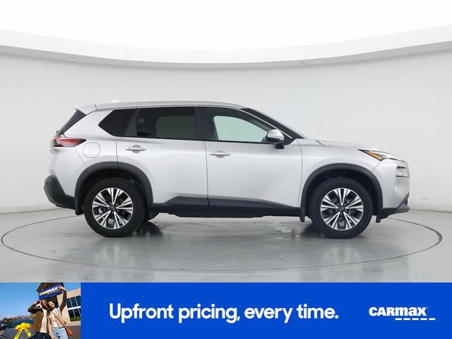 Photo of 2023 Silver Nissan Rogue