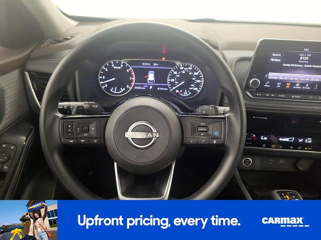 Photo of 2023 Silver Nissan Rogue