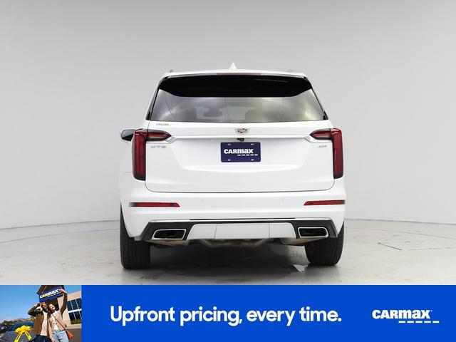 Photo of 2021 White Cadillac XT6