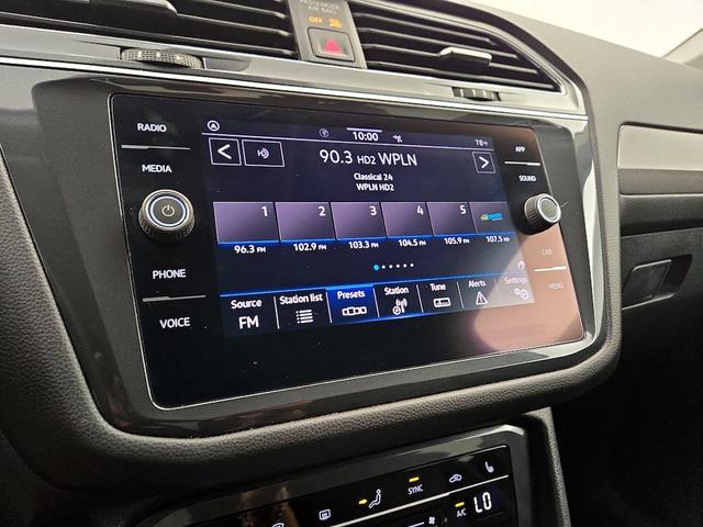 Photo of 2022 Silver Volkswagen Tiguan