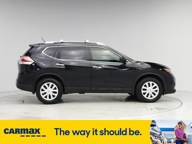 Photo of 2016 Black Nissan Rogue