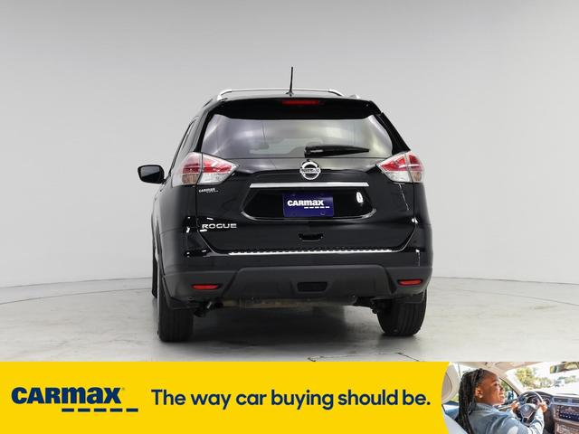 Photo of 2016 Black Nissan Rogue