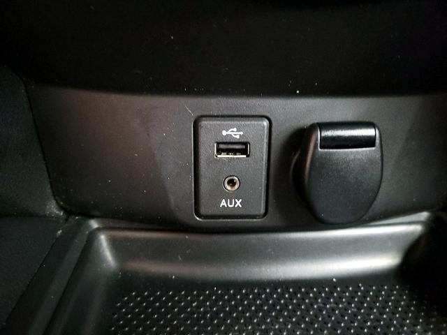 Photo of 2016 Black Nissan Rogue